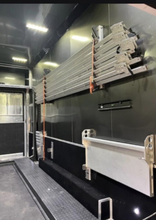 2022 United 30' Stacker Tag, Awning, 17.5 Aluminum Wheels & Tires, Loaded - Image 21